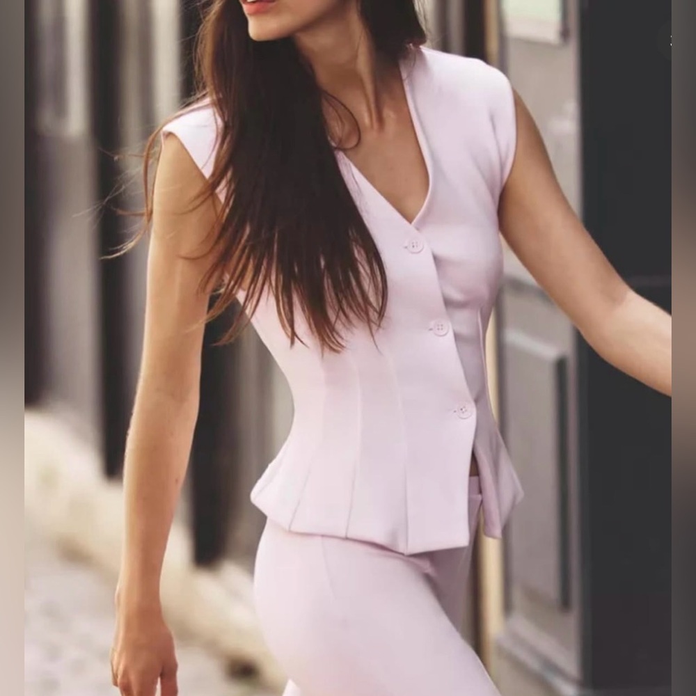 Zara NWT Bubblegum Pink Interlock Knit Shoulder Pad Office Siren Vest Top- Small